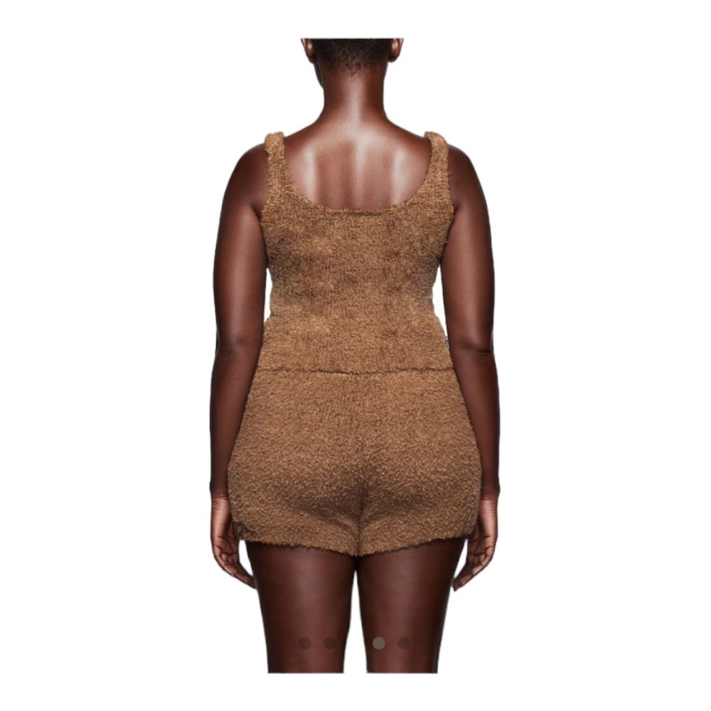SKIMS Cozy Knit Tank in Camel - Picture 4 of 6